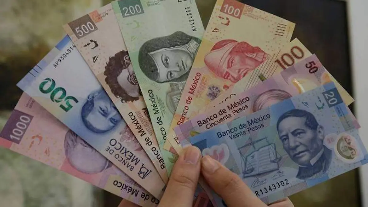 Billetes nuevos y viejos